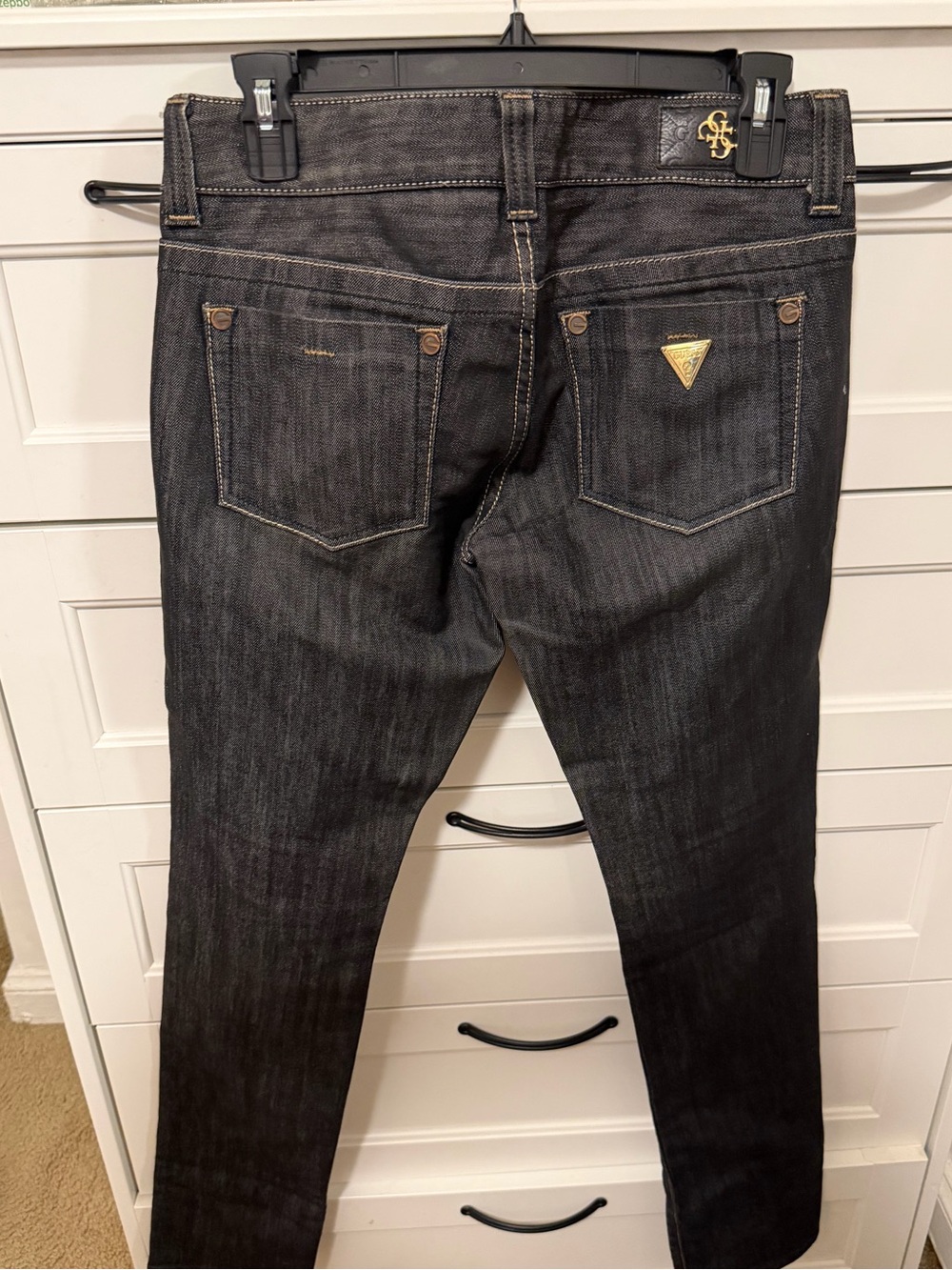 GUESS Black Denim Skinny Jeans with Gold Accents No stretch